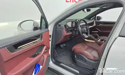 Porsche Cayenne 2024 3.0 Автомат в Москве № 165017, миниатюра 10