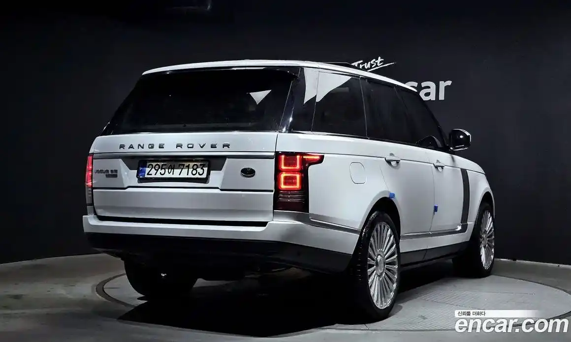 Land Rover Range-Rover 2014 5.0 Автомат в Москве № 166142, фото 15