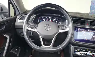 Volkswagen Tiguan 2023 2.0 Автомат в Москве № 168524, миниатюра 12