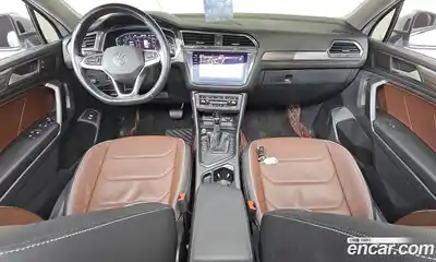 Volkswagen Tiguan 2023 2.0 Автомат в Москве № 168524, миниатюра 6