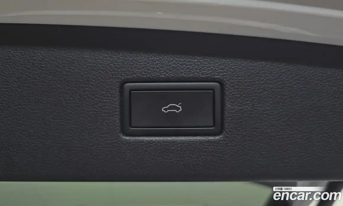 Volkswagen Tiguan 2023 2.0 Автомат в Москве № 168693, фото 20