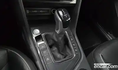 Volkswagen Tiguan 2023 2.0 Автомат в Москве № 168693, миниатюра 9