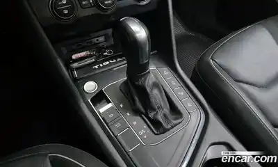 Volkswagen Tiguan 2020 2.0 Автомат в Москве № 168828, миниатюра 12