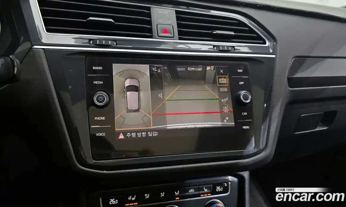 Volkswagen Tiguan 2020 2.0 Автомат в Москве № 168828, фото 5