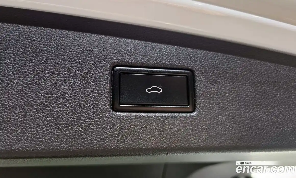 Volkswagen Tiguan 2020 2.0 Автомат в Москве № 168828, фото 6