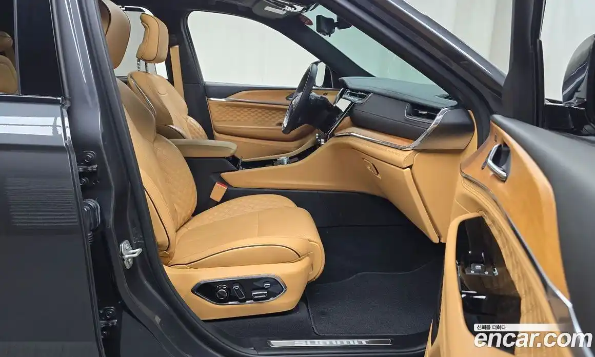 Jeep Cherokee 2023 2.0 Автомат в Москве № 169341, фото 18