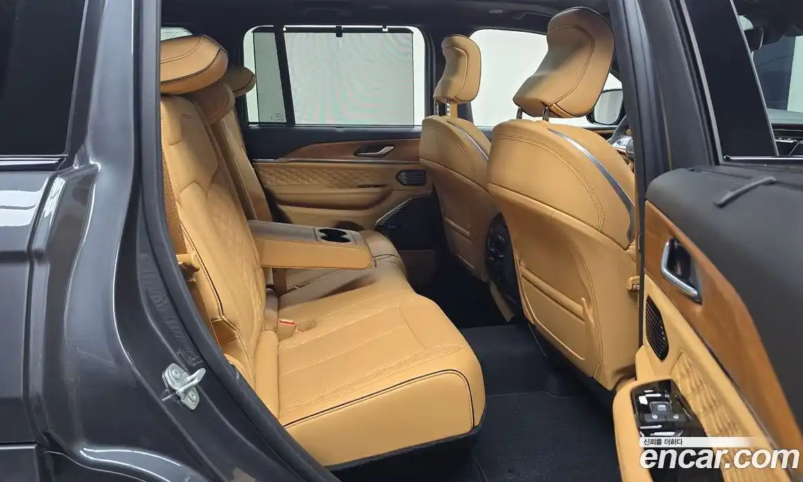 Jeep Cherokee 2023 2.0 Автомат в Москве № 169341, фото 8