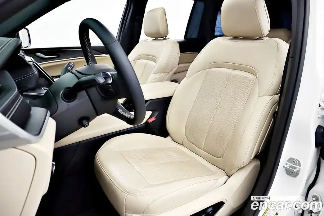 Jeep Cherokee 2023 3.6 Автомат в Москве № 169982, фото 17