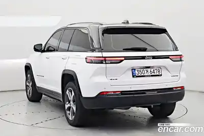 Jeep Cherokee 2023 3.6 Автомат в Москве № 169982, миниатюра 4