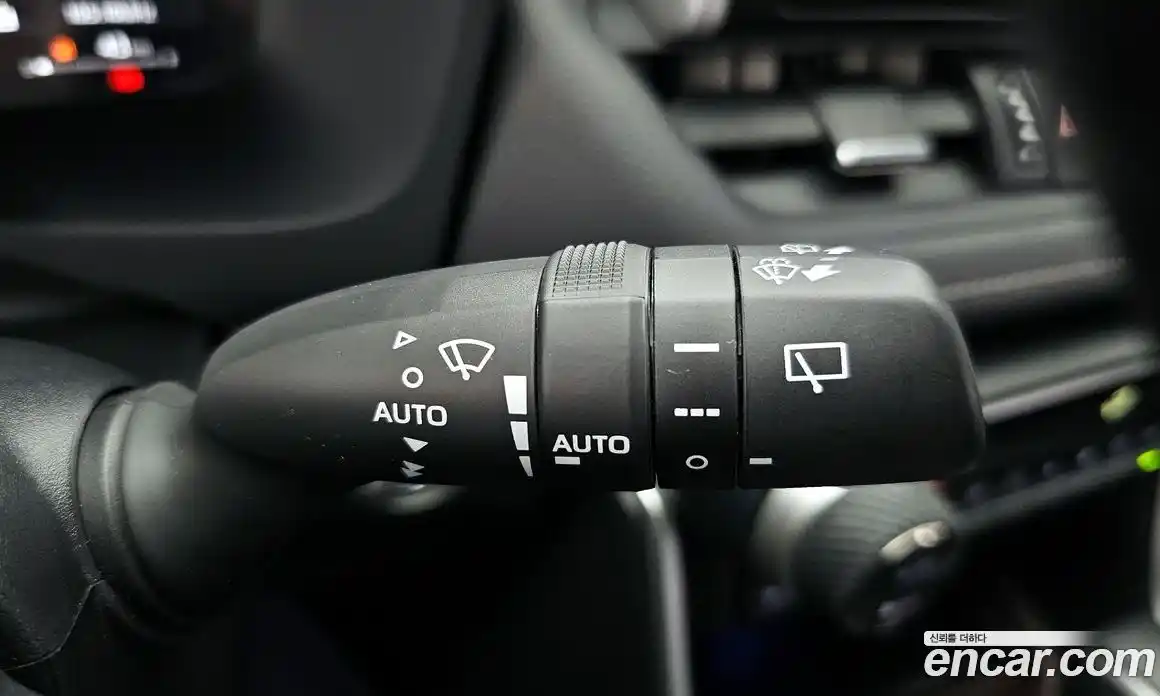 Toyota RAV4 2023 2.5 Автомат в Москве № 170227, фото 13