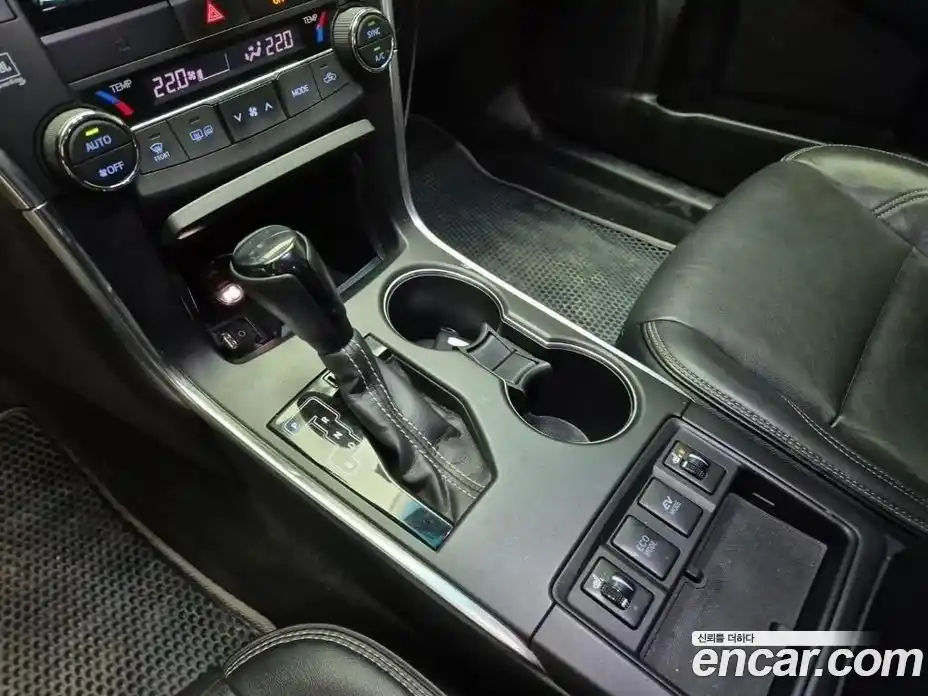 Toyota Camry 2017 2.5 Автомат в Москве № 170370, фото 8