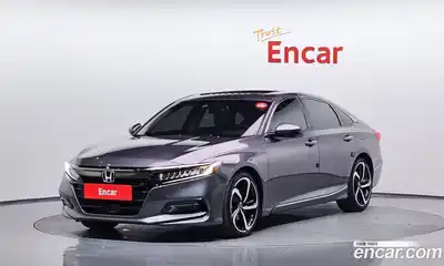 Honda Accord 2019 2.0 Автомат в Москве № 170554, миниатюра 2