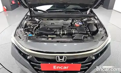 Honda Accord 2019 2.0 Автомат в Москве № 170554, миниатюра 4