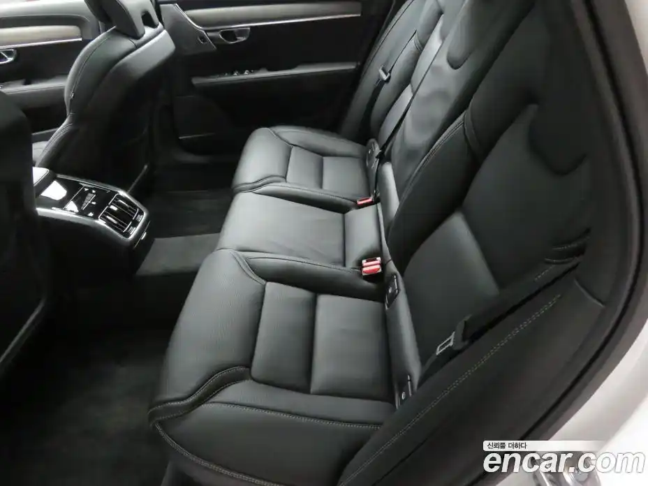 Volvo S90 2025 2.0 Автомат в Москве № 171033, фото 9