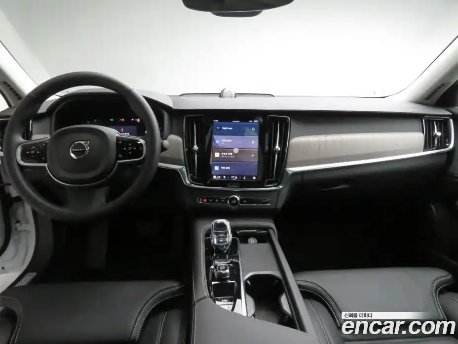 Volvo S90 2025 2.0 Автомат в Москве № 171033, фото 10