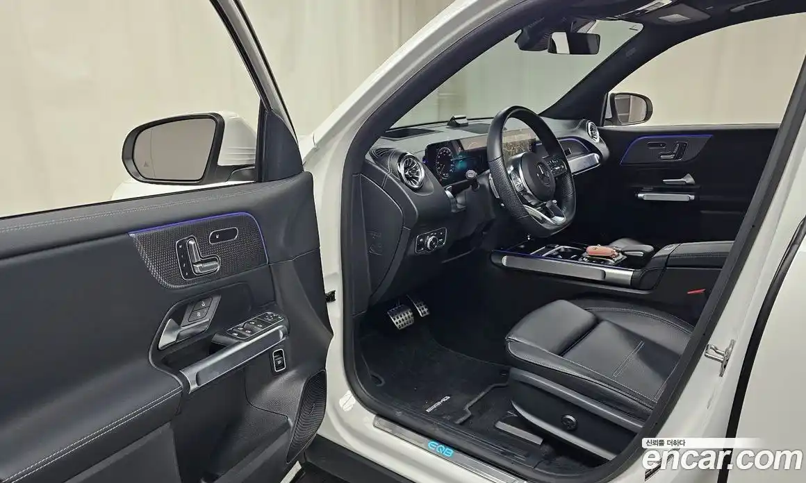 Mercedes-Benz EQB 2023 0.2 Автомат в Москве № 177602, фото 1