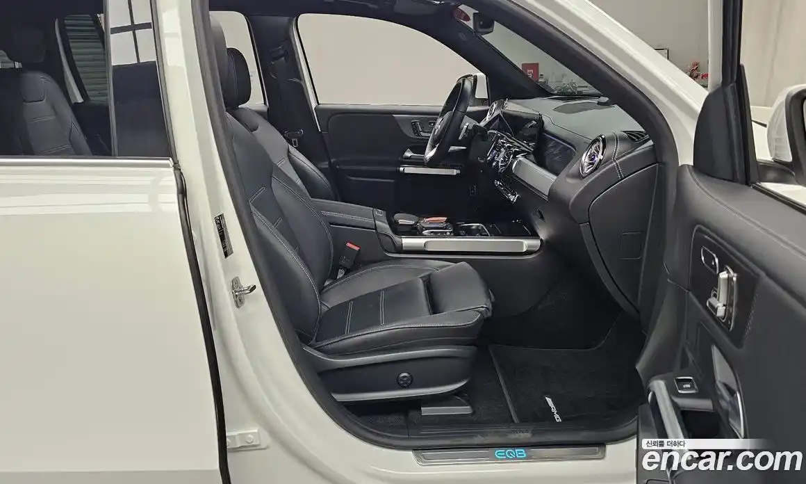 Mercedes-Benz EQB 2023 0.2 Автомат в Москве № 177602, фото 10