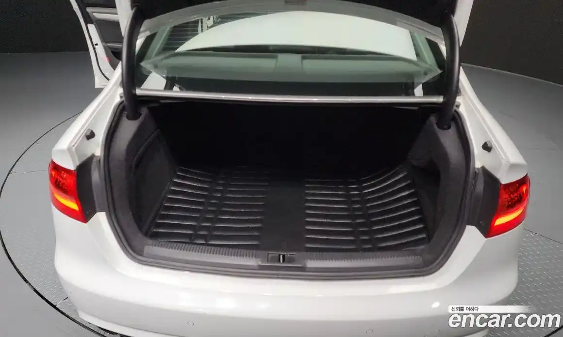 Audi A4 2014 2.0 Автомат в Москве № 179970, фото 20