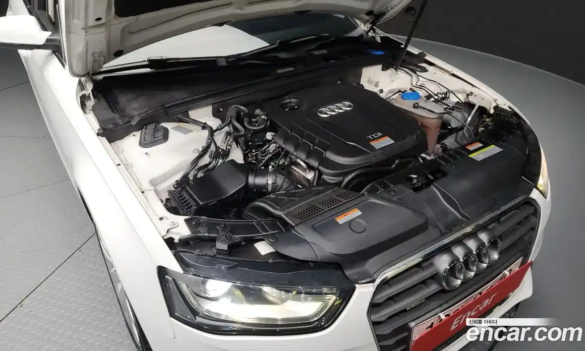 Audi A4 2014 2.0 Автомат в Москве № 179970, фото 6