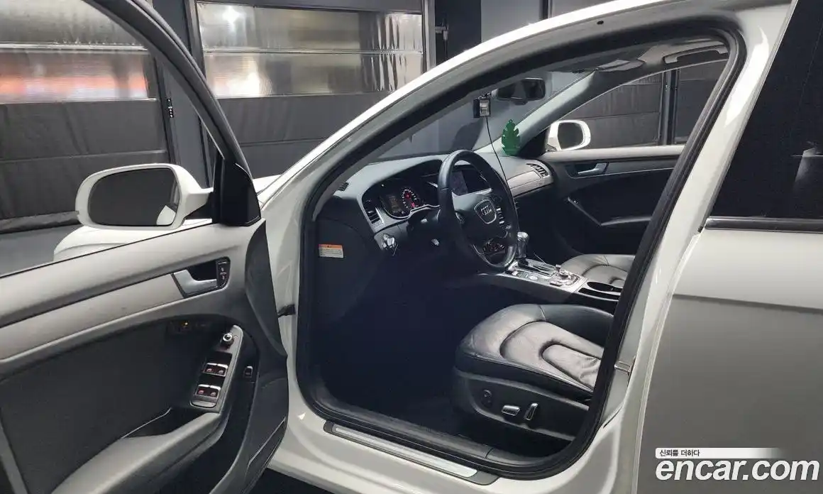 Audi A4 2014 2.0 Автомат в Москве № 179970, фото 10