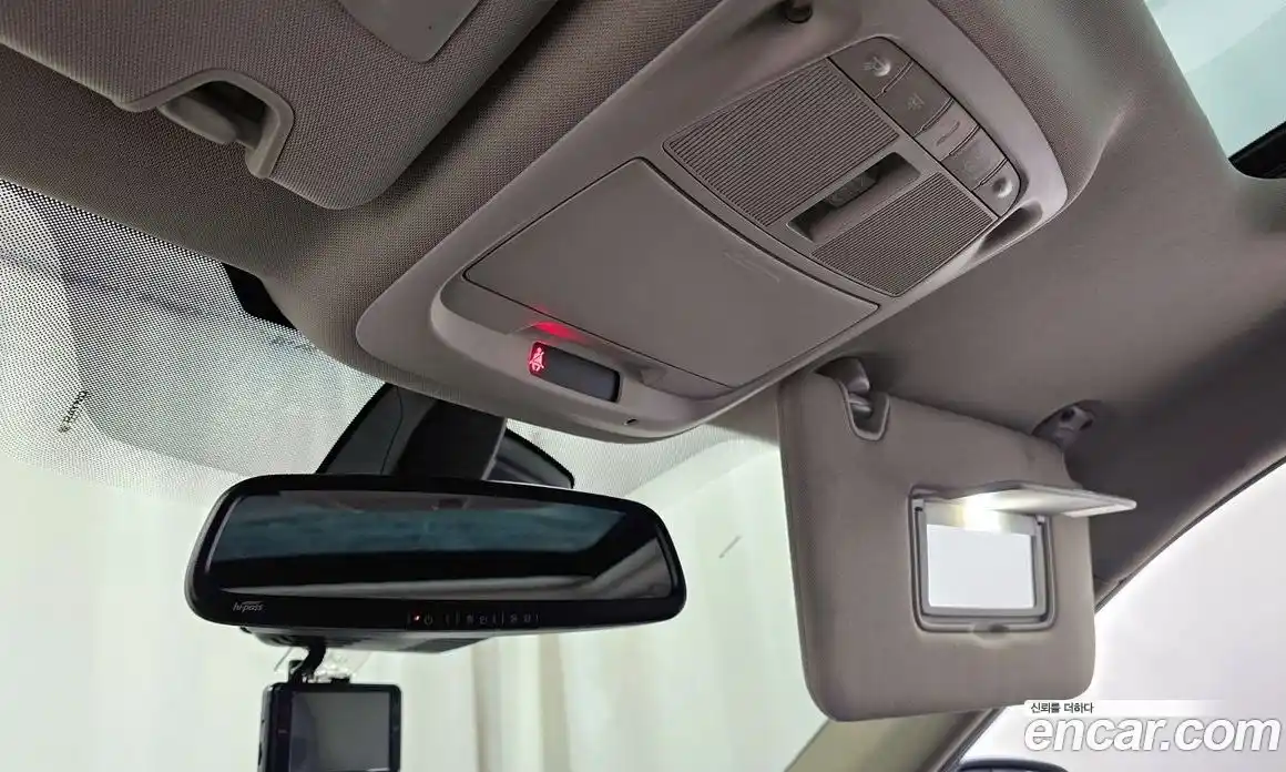 Renault QM6 2017 2.0 Автомат в Москве № 182765, фото 17