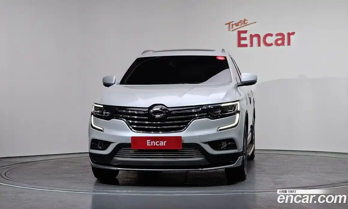 Renault QM6 2017 2.0 Автомат в Москве № 182765, фото 3