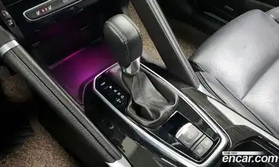 Renault QM6 2017 2.0 Автомат в Москве № 182765, миниатюра 9