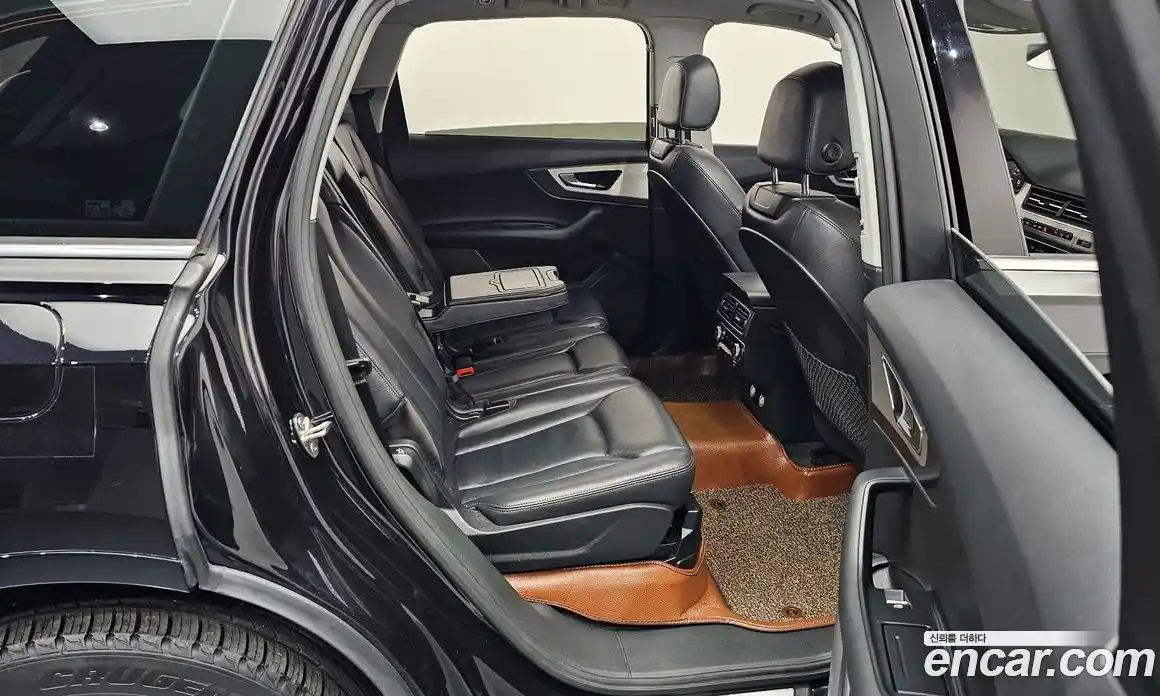 Audi Q7 2019 2.0 Автомат в Москве № 183375, фото 17