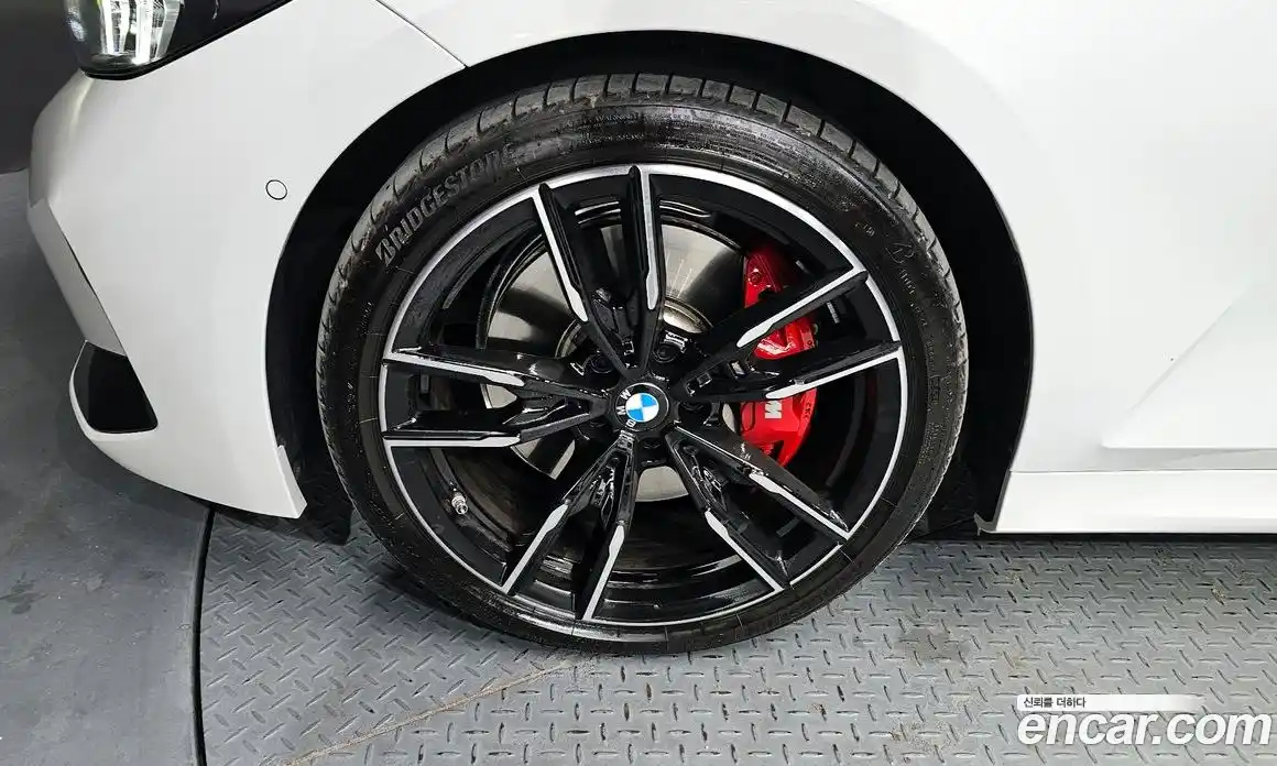 BMW 3-Series 2025 3.0 Автомат в Москве № 187618, фото 4