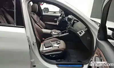 BMW 3-Series 2025 3.0 Автомат в Москве № 187618, миниатюра 10