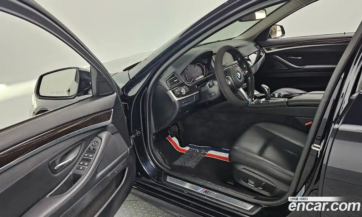 BMW 5-Series 2016 2.0 Автомат в Москве № 190647, фото 19