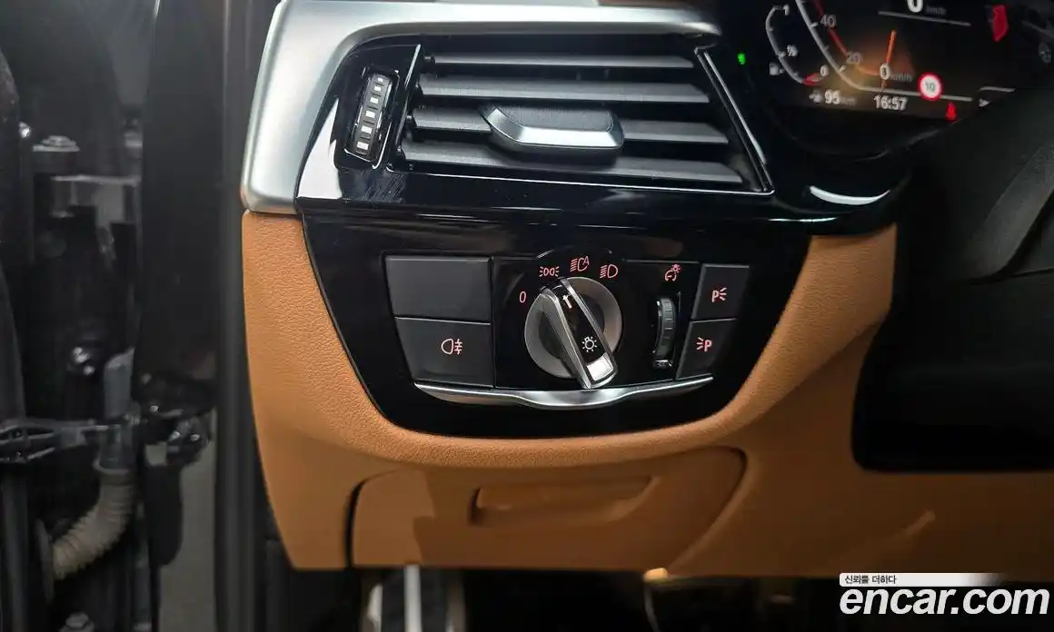 BMW 5-Series 2022 2.0 Автомат в Москве № 191365, фото 3