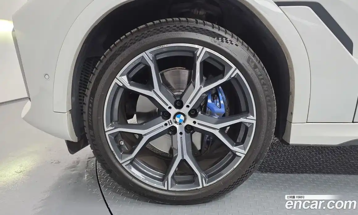 BMW X6 2022 3.0 Автомат в Москве № 191439, фото 14