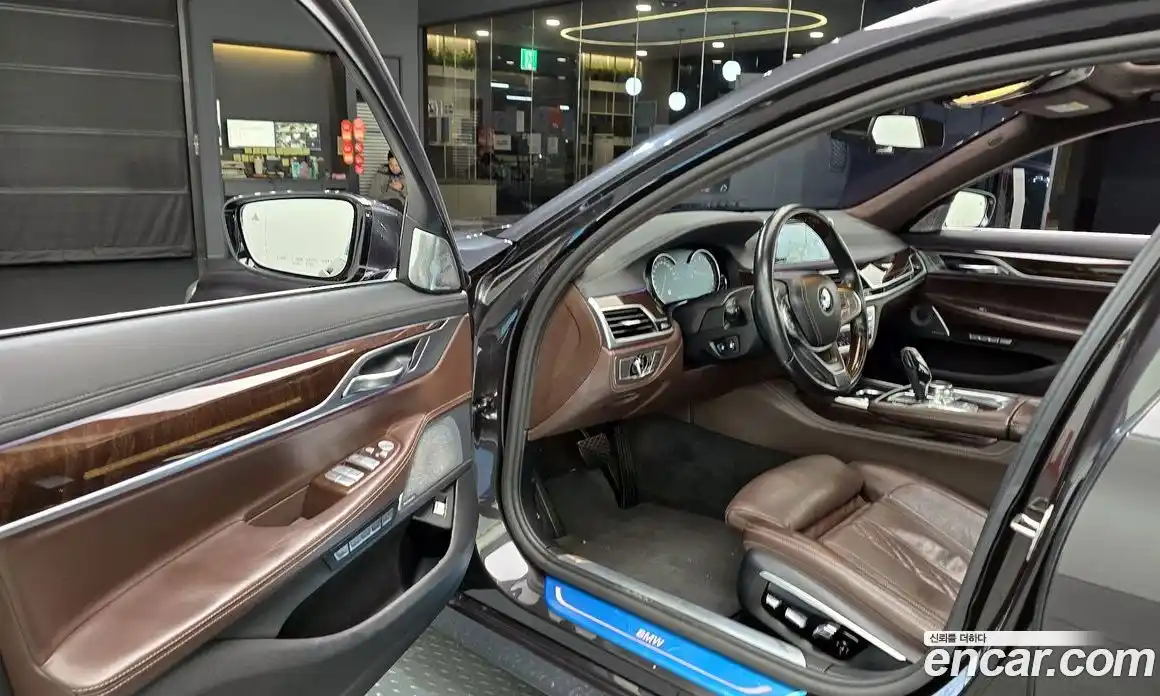 BMW 7-Series 2016 4.4 Автомат в Москве № 192547, фото 15