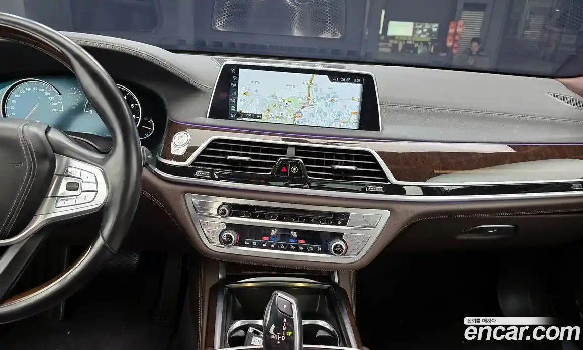 BMW 7-Series 2016 4.4 Автомат в Москве № 192547, фото 16