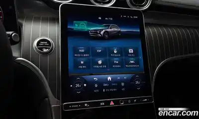 Mercedes-Benz GLC-Class 2025 2.0 Автомат в Москве № 193752, миниатюра 4