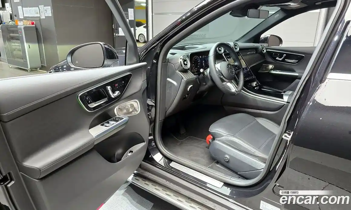 Mercedes-Benz GLC-Class 2025 2.0 Автомат в Москве № 193752, фото 9