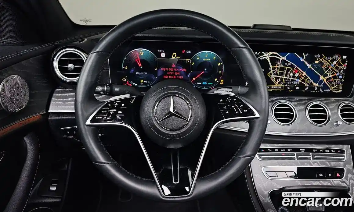 Mercedes-Benz E-Class 2023 2.0 Автомат в Москве № 194558, фото 13