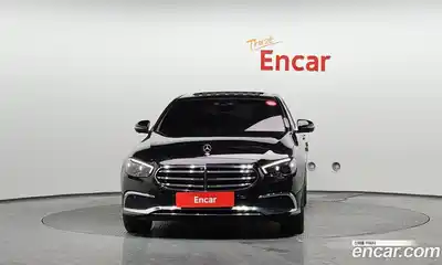 Mercedes-Benz E-Class 2023 2.0 Автомат в Москве № 194558, миниатюра 3