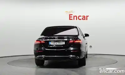 Mercedes-Benz E-Class 2023 2.0 Автомат в Москве № 194558, миниатюра 4