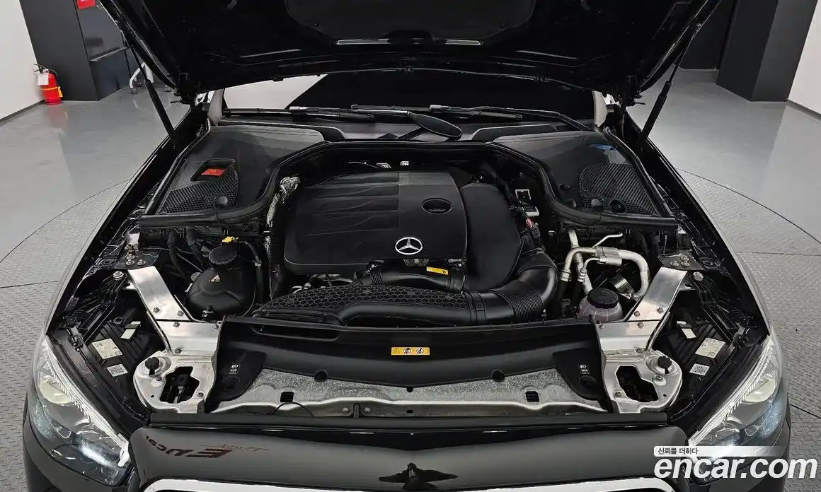 Mercedes-Benz E-Class 2023 2.0 Автомат в Москве № 194558, фото 6