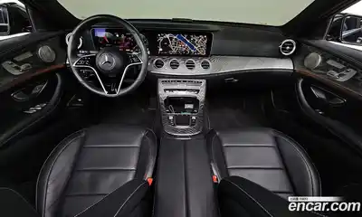 Mercedes-Benz E-Class 2023 2.0 Автомат в Москве № 194558, миниатюра 7
