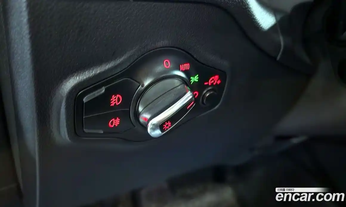 Audi Q5 2012 2.0 Автомат в Москве № 195030, фото 4