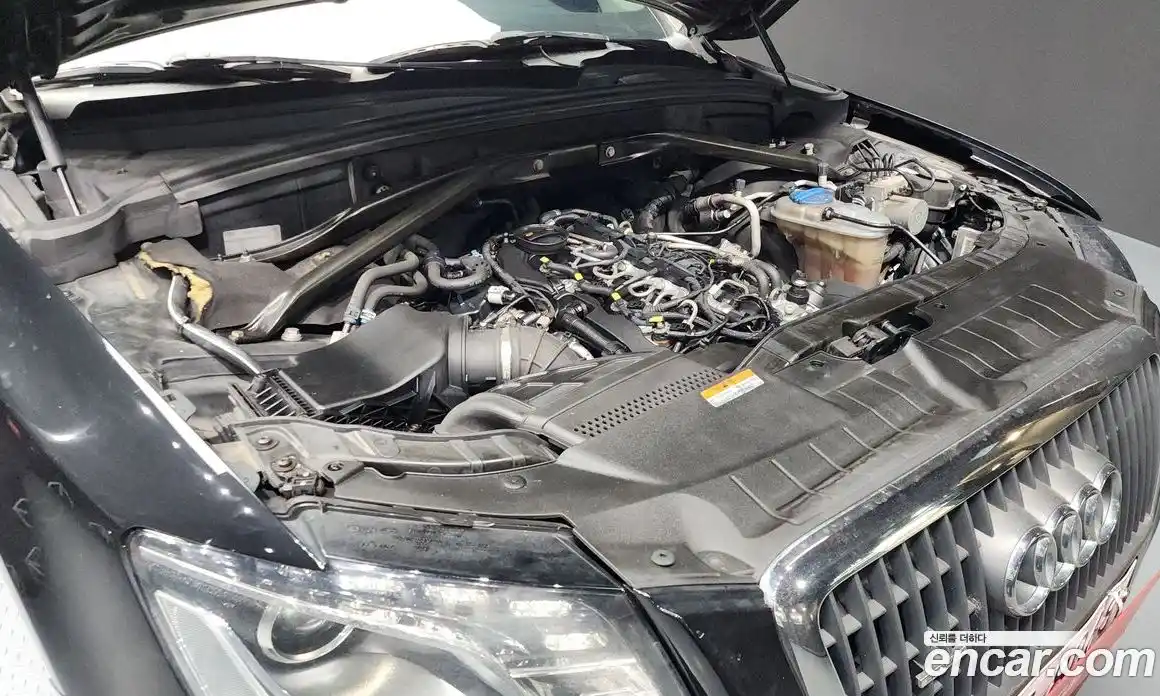 Audi Q5 2012 2.0 Автомат в Москве № 195030, фото 9