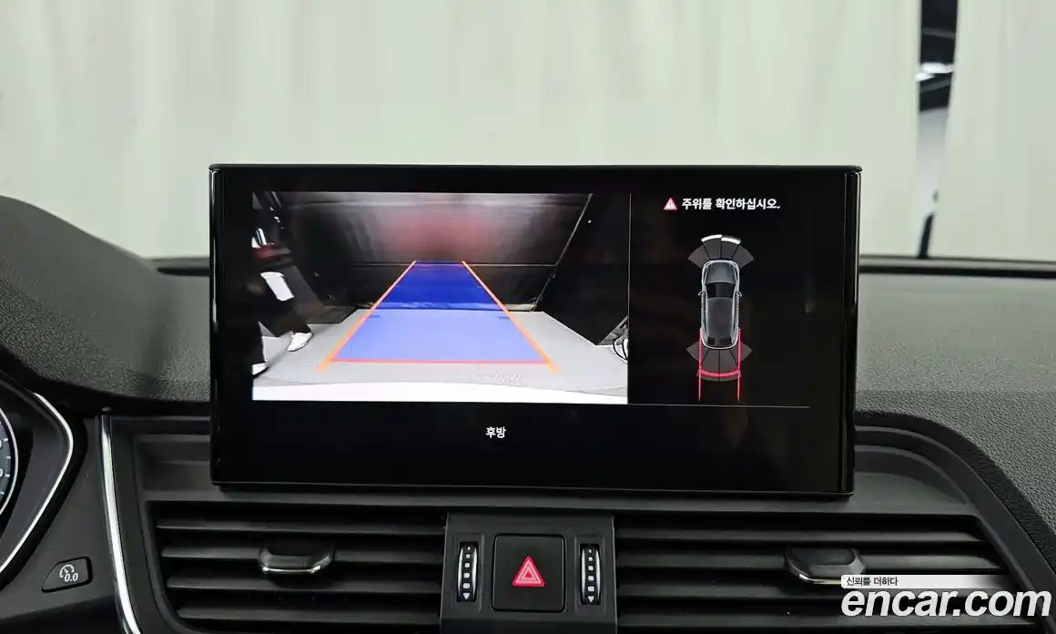 Audi Q5 2023 2.0 Автомат в Москве № 196009, фото 11