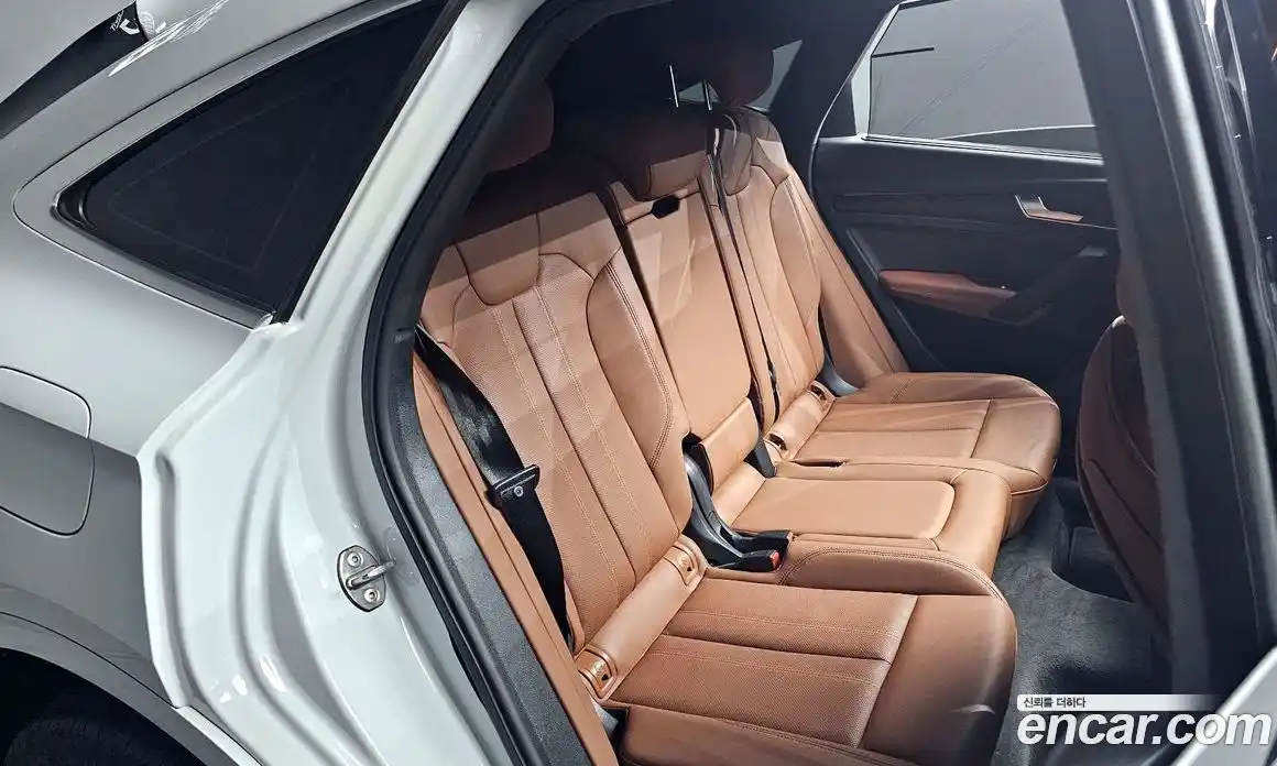 Audi Q5 2023 2.0 Автомат в Москве № 196275, фото 19