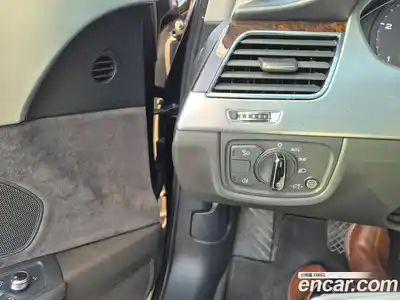 Audi A8 2014 4.1 Автомат в Москве № 196853, миниатюра 12