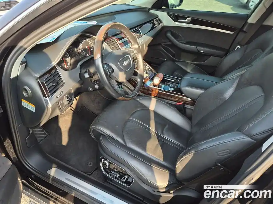 Audi A8 2014 4.1 Автомат в Москве № 196853, фото 14