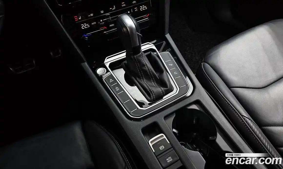 Volkswagen Arteon 2023 2.0 Автомат в Москве № 199046, фото 9