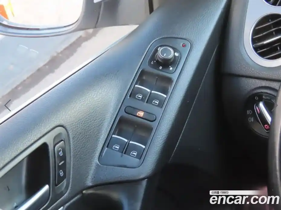 Volkswagen Tiguan 2016 2.0 Автомат в Москве № 199347, фото 13